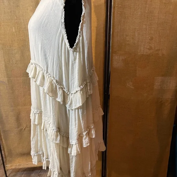 Sold - Picture 2 of 5